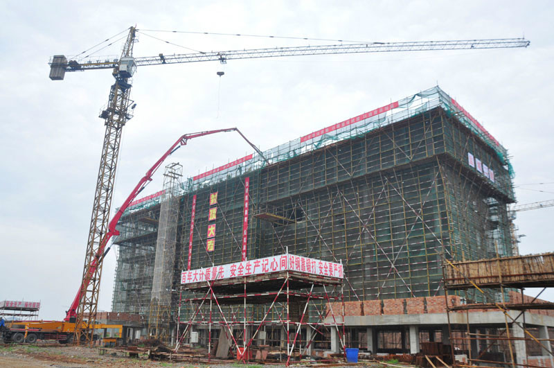 鎮(zhèn)江武警支隊營房樓噴涂聚氨酯硬泡工程